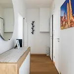 Center View By Wonderful Italy Apartmán *