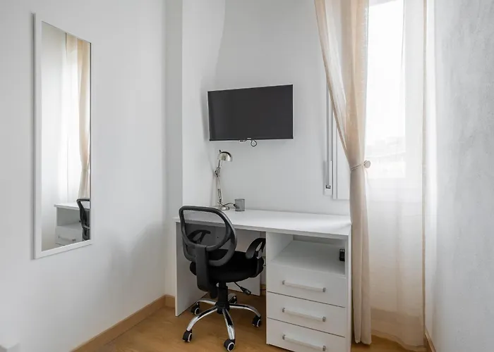 Center View By Wonderful Italy *