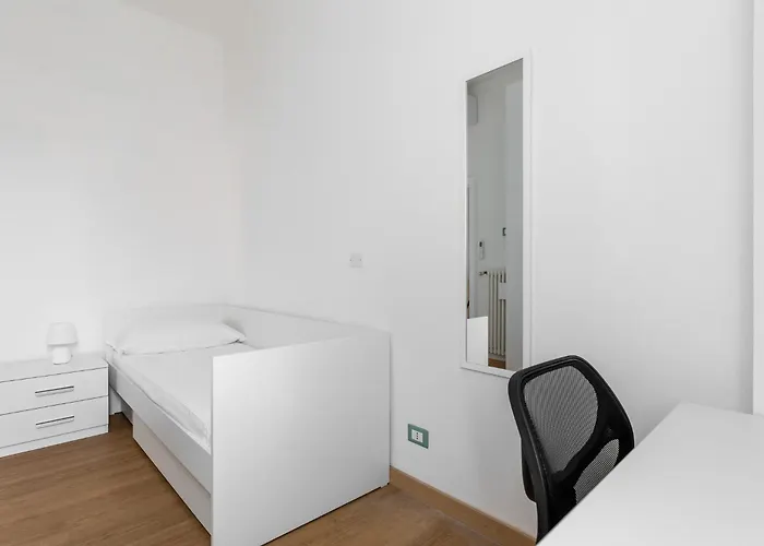 Center View By Wonderful Italy